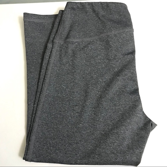 Zella Capri yoga/leggings - Picture 10 of 11